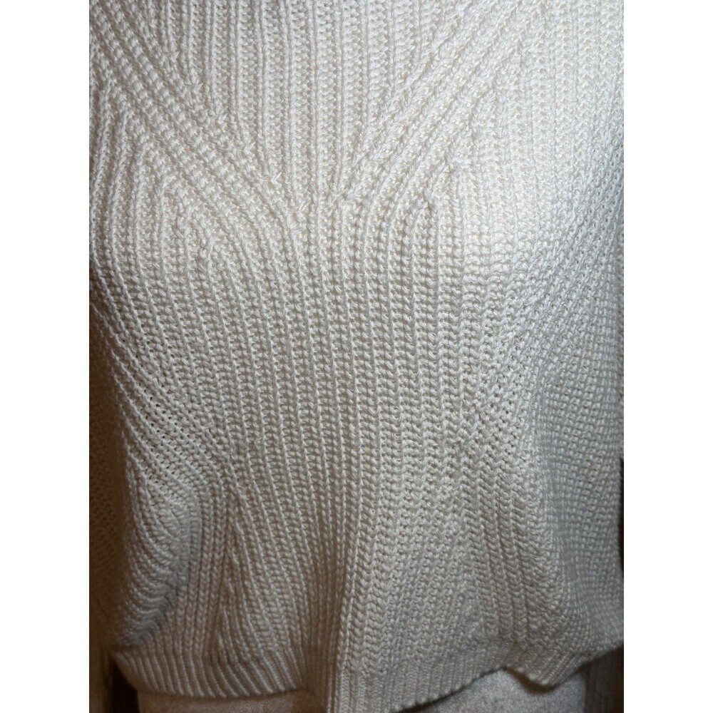 Express Women's Acrylic Blend Long Sleeve Scoop Neck Ivory Crop Sweater Size XS - Picture 3 of 10